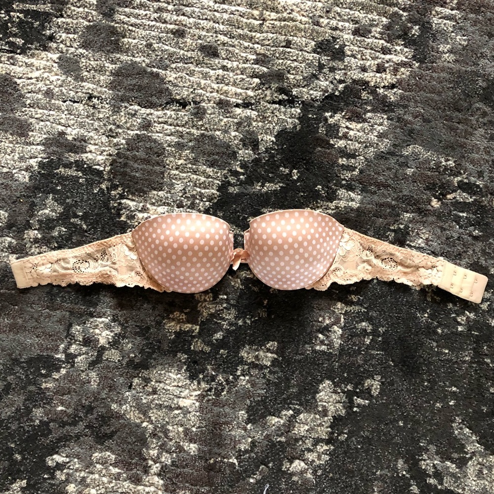 Victoria’s Secret Strapless Bra!